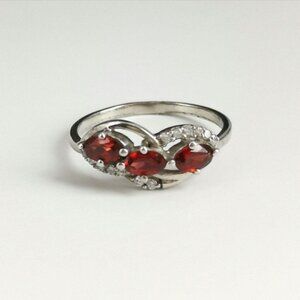Garnet Diamond  Ring sterling silver size 8.5